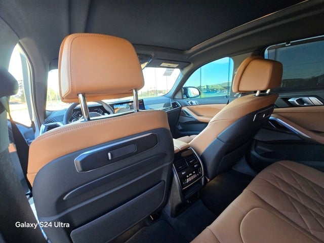 2025 BMW X6 M60i