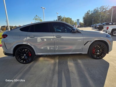 2025 BMW X6 M60i