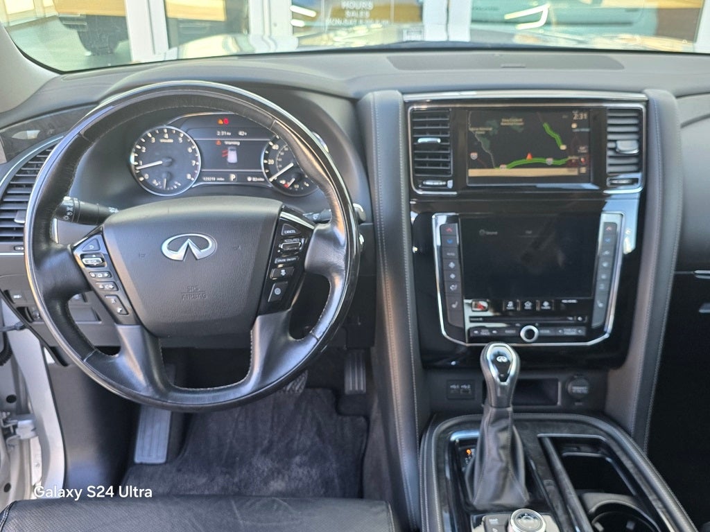 2021 INFINITI QX80 LUXE