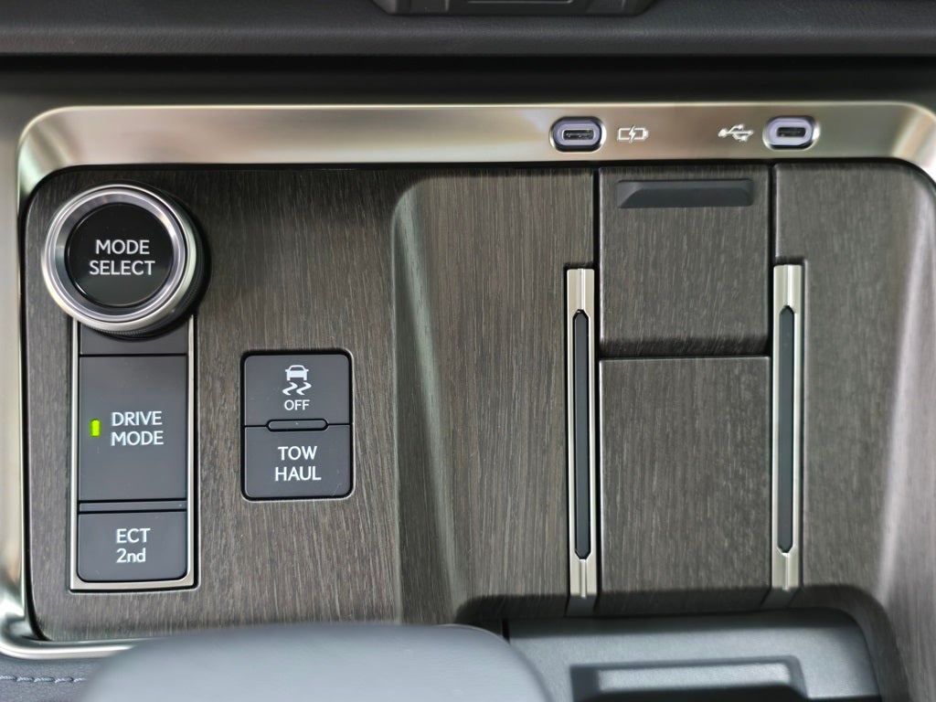 2025 Lexus GX 550 Luxury+