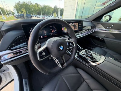 2025 BMW 7 Series 740i xDrive