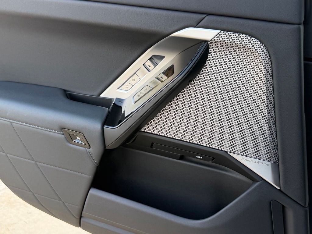 2025 BMW 7 Series 740i xDrive