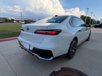 2025 BMW 7 Series 740i xDrive