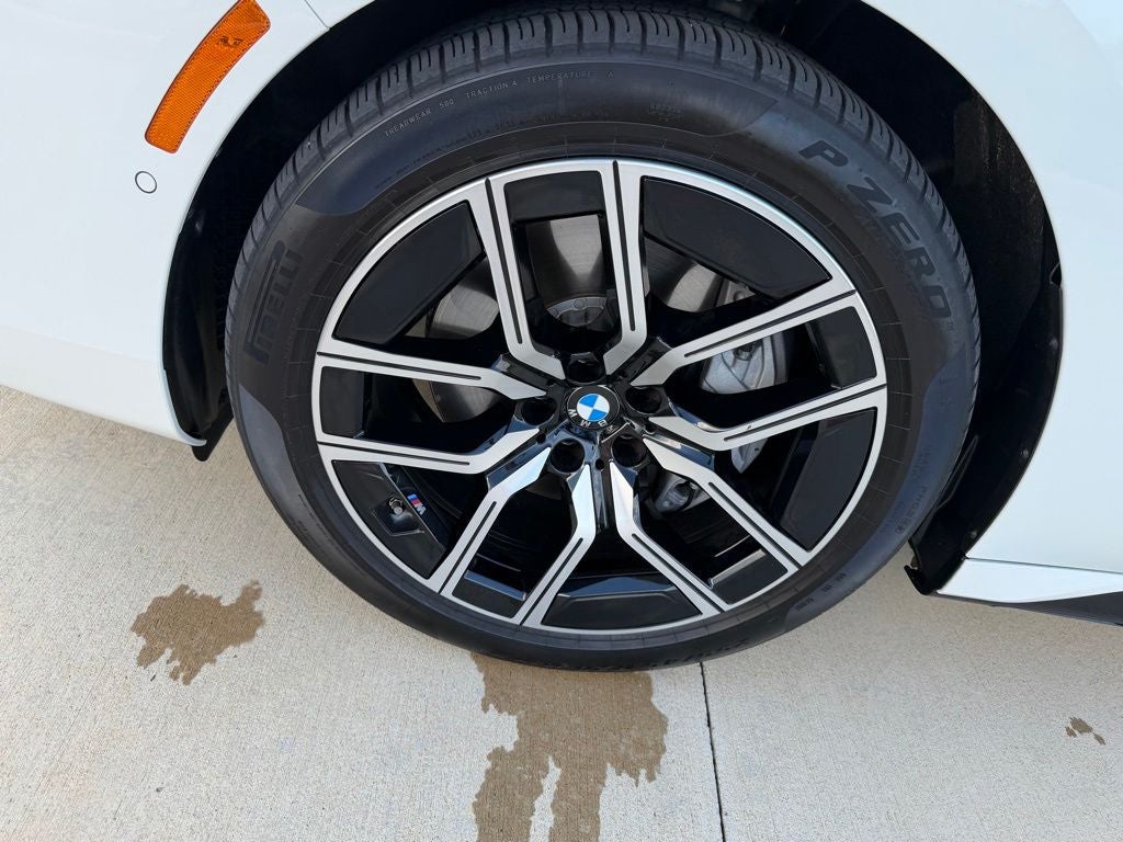 2025 BMW 7 Series 740i xDrive