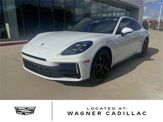 2024 Porsche Panamera 4