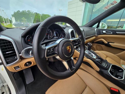 2016 Porsche Cayenne Base