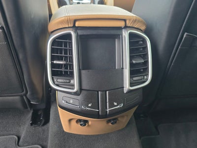 2016 Porsche Cayenne Base