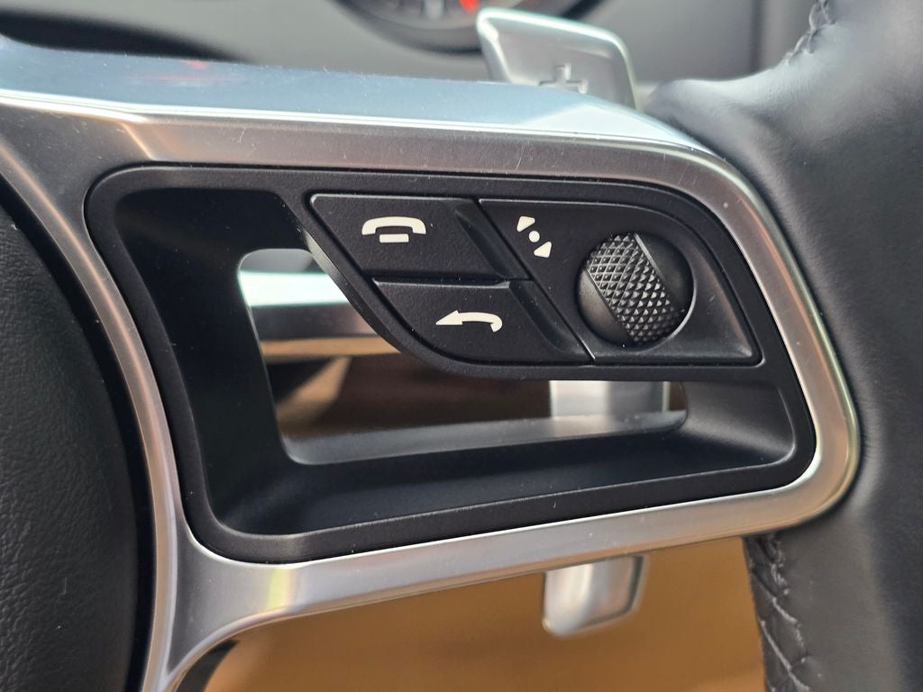 2016 Porsche Cayenne Base