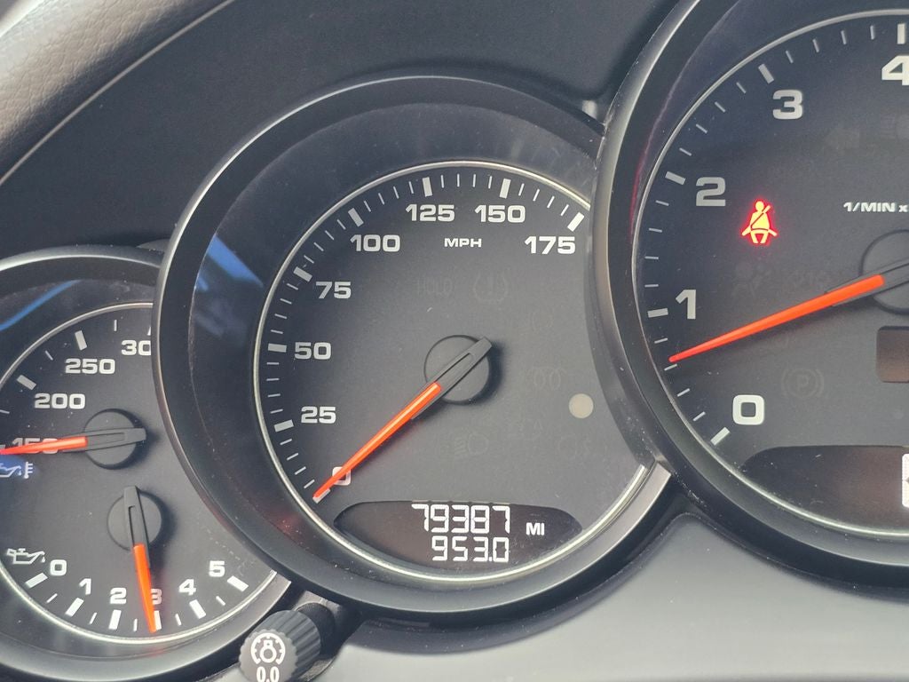 2016 Porsche Cayenne Base