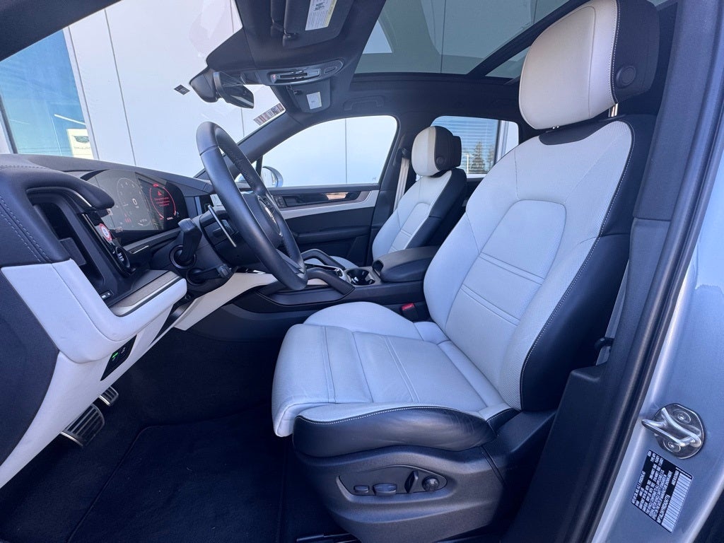 2024 Porsche Cayenne S