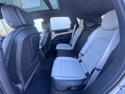 2024 Porsche Cayenne S