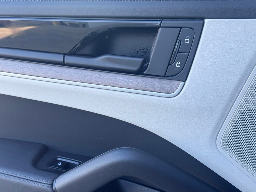 2024 Porsche Cayenne S