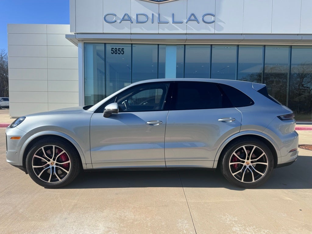 2024 Porsche Cayenne S
